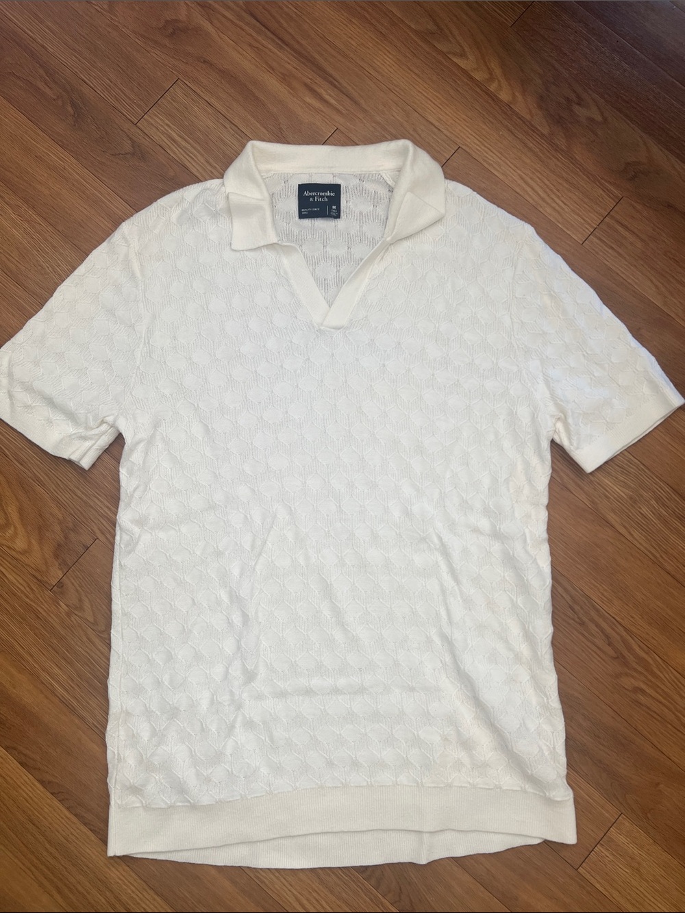 Abercrombie & Fitch Men's Cream Short-Sleeve Knit Polo